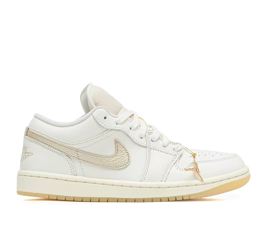 Jordan Air Jordan 1 Low SE Team Gold