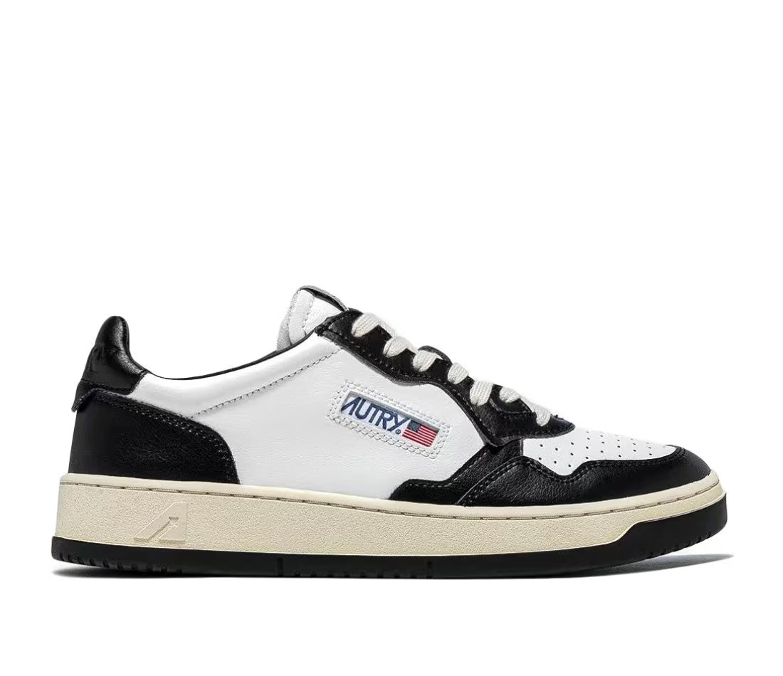 Autry 01 Low Leat White Black