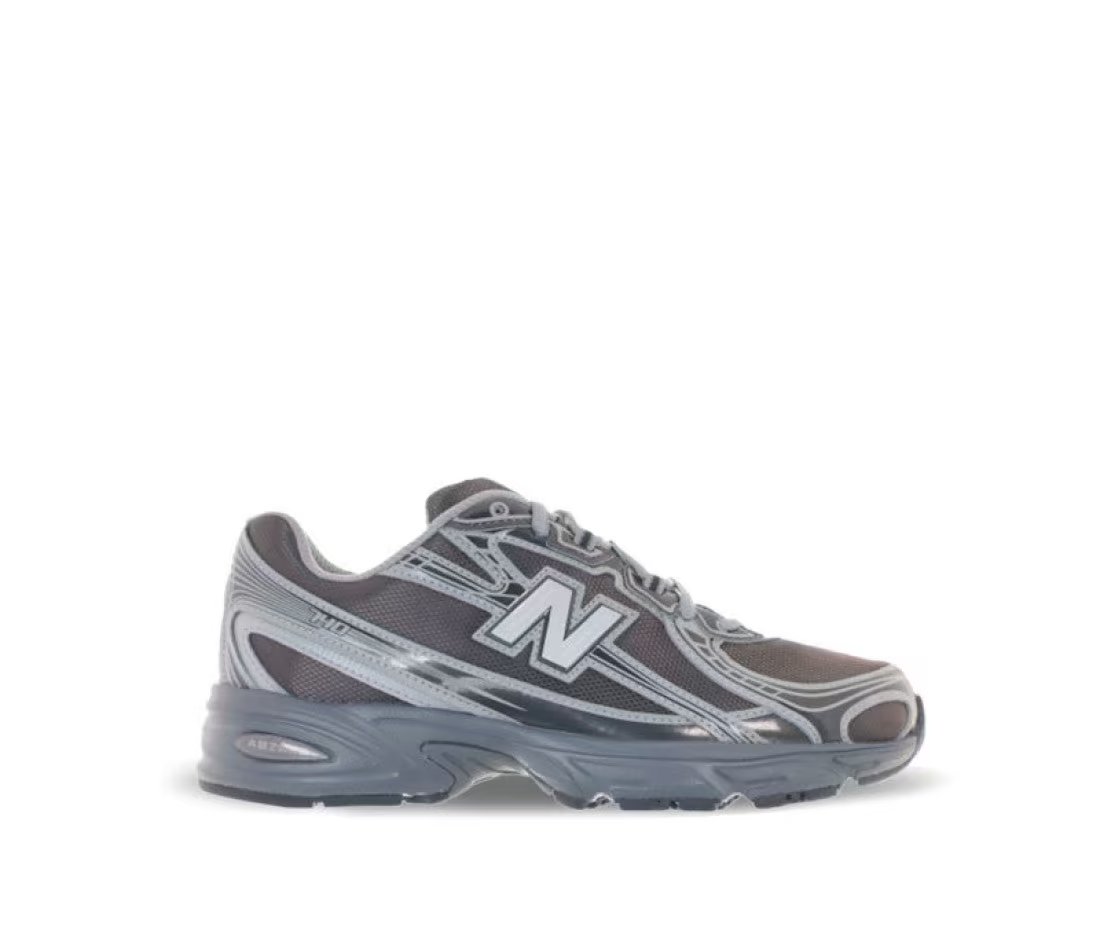 New Balance New Balance 740 Black Metallic