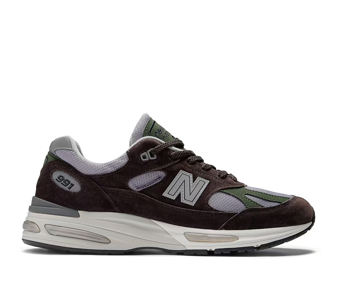 New Balance 991v2 MiUK Essentially Offbeat Pack Brown — vue principale