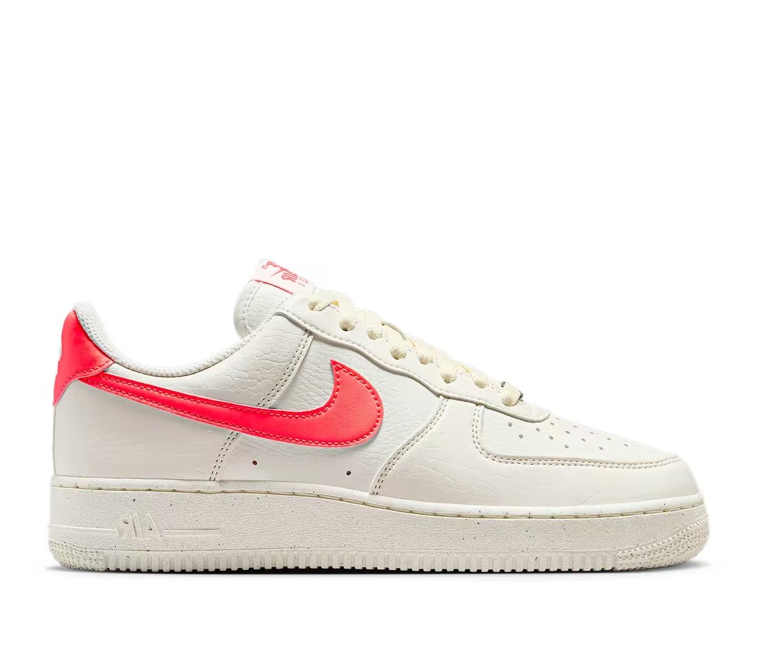 Nike Air Force 1 07 Next Nature Sail Hot Lava — vue principale