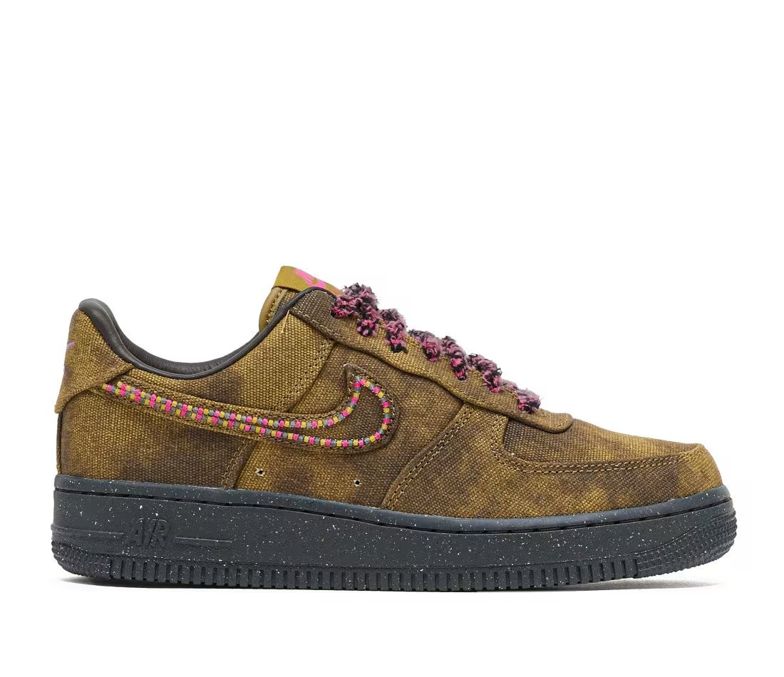 Nike Nike Air Force 1 Low 07 QS Boucle Desert Moss Fierce Pink