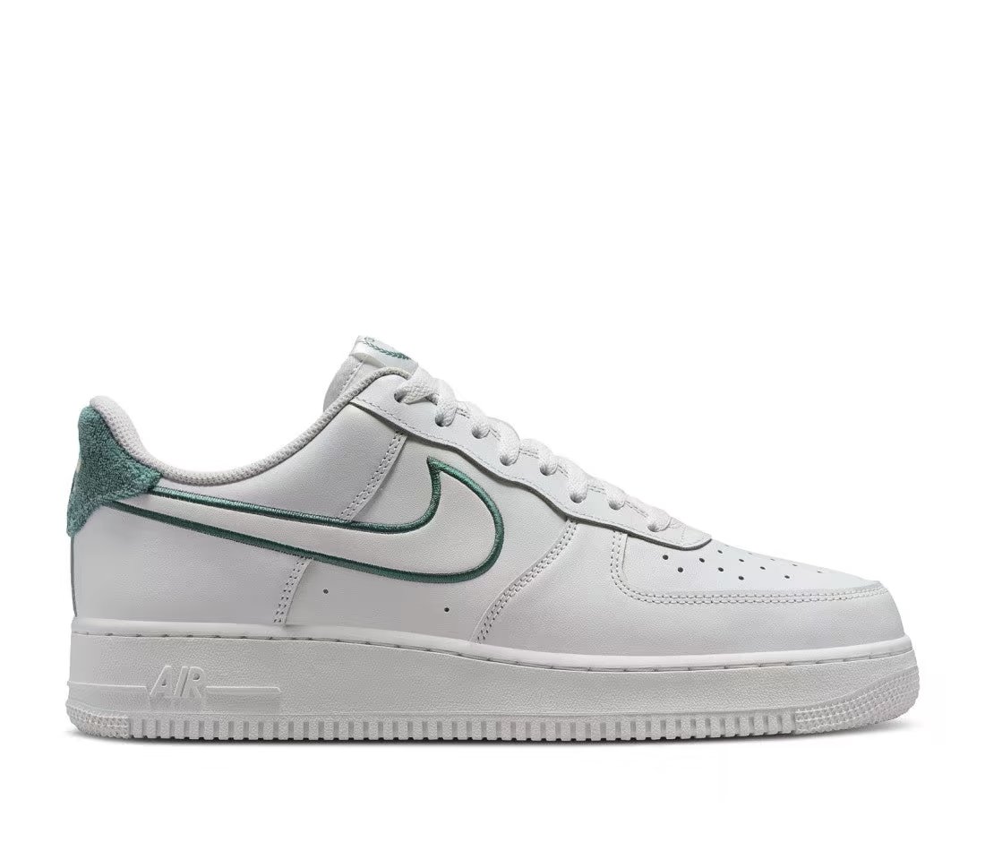 Nike Nike Air Force 1 Low Resort and Sport