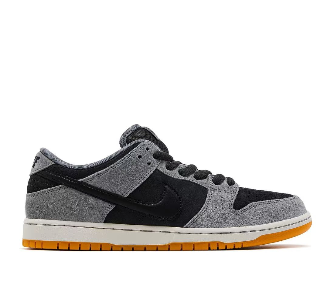 Nike Nike SB Dunk Low Dark Smoke Grey