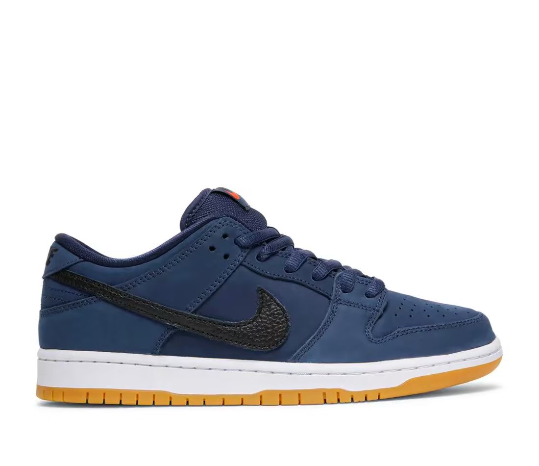Nike Nike SB Dunk Low Navy Black Gum
