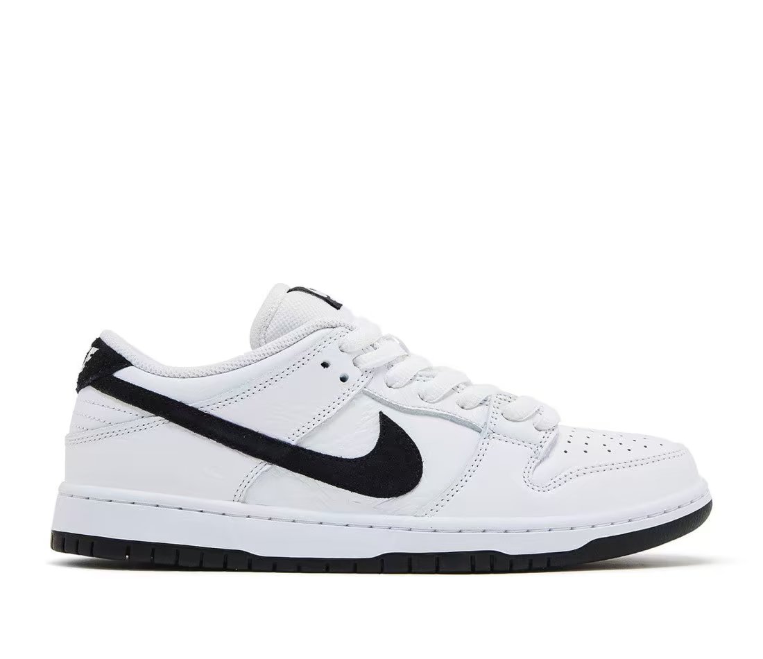 Nike Nike SB Dunk Low White Black