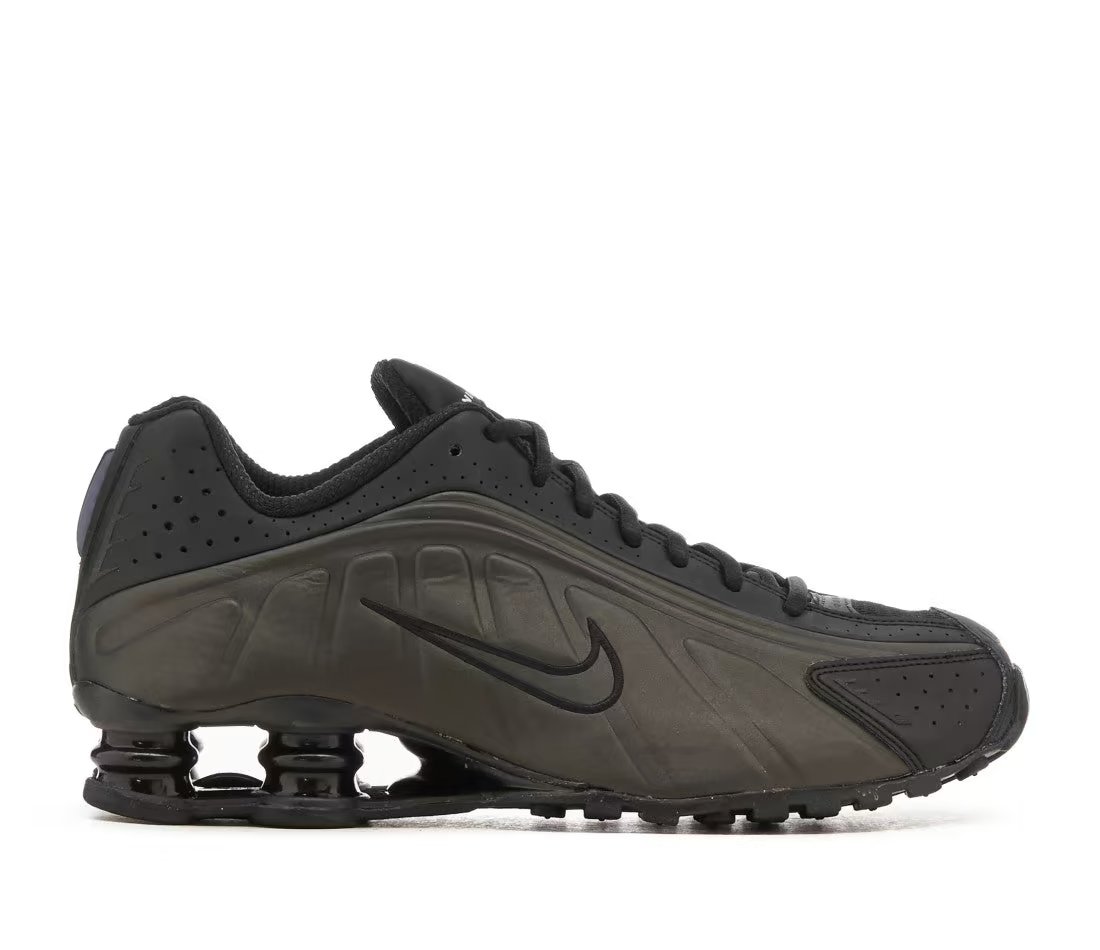 Nike Shox R4 Black Bright Crimson
