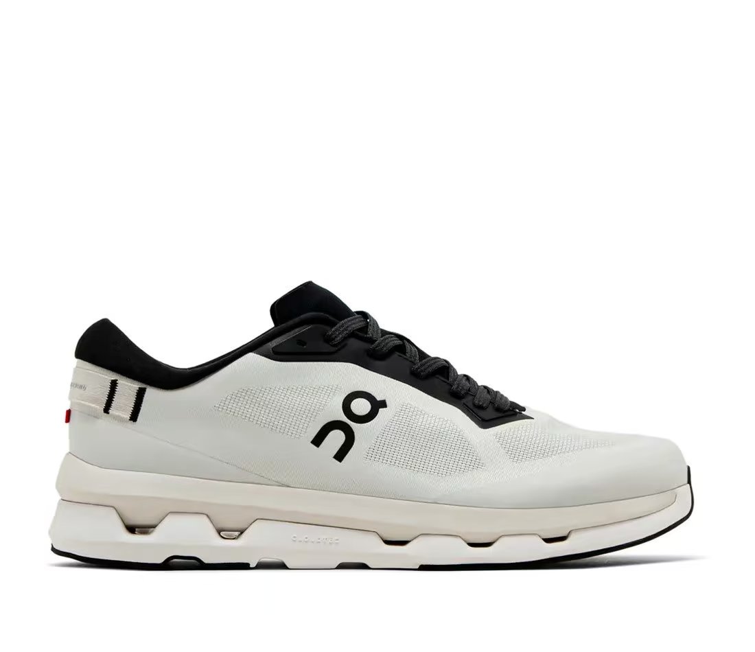 On Cloudzone Ice Black