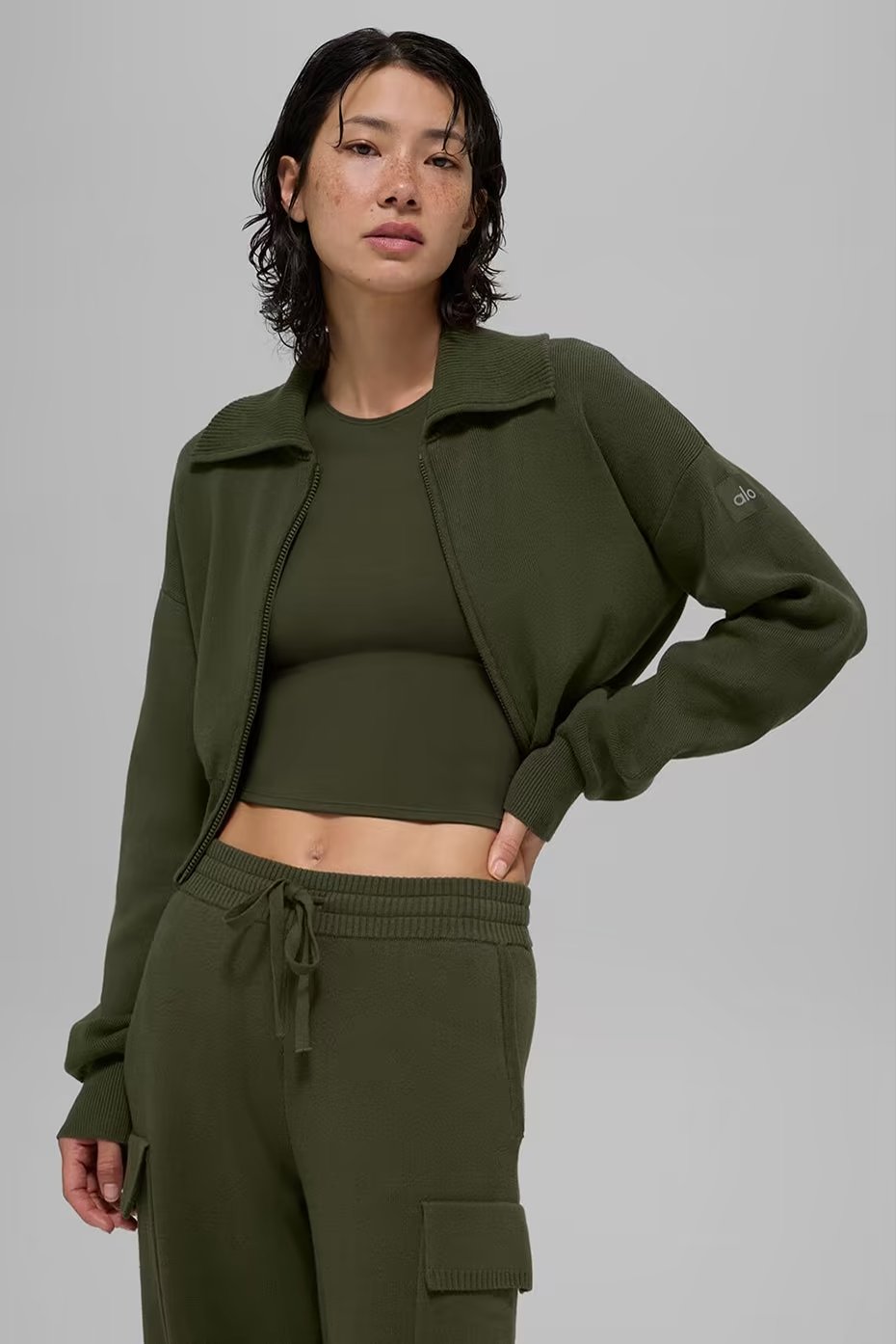 Scholar Knit Cropped Full Zip Jacket - Green Olive — vue principale