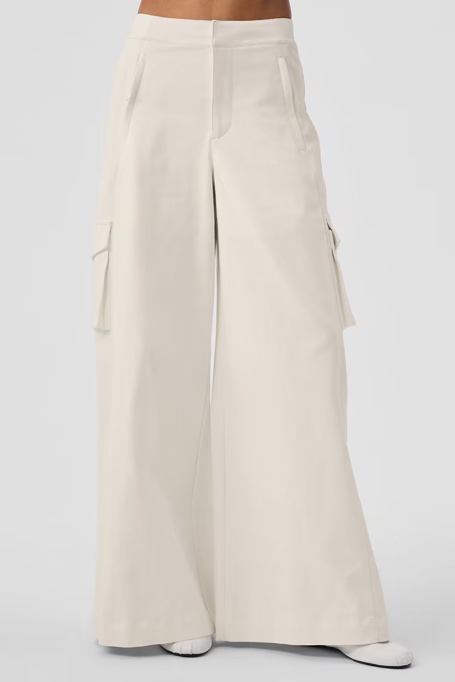 Show Off Cargo Wide Leg Trouser (Long) - Ivory — vue principale