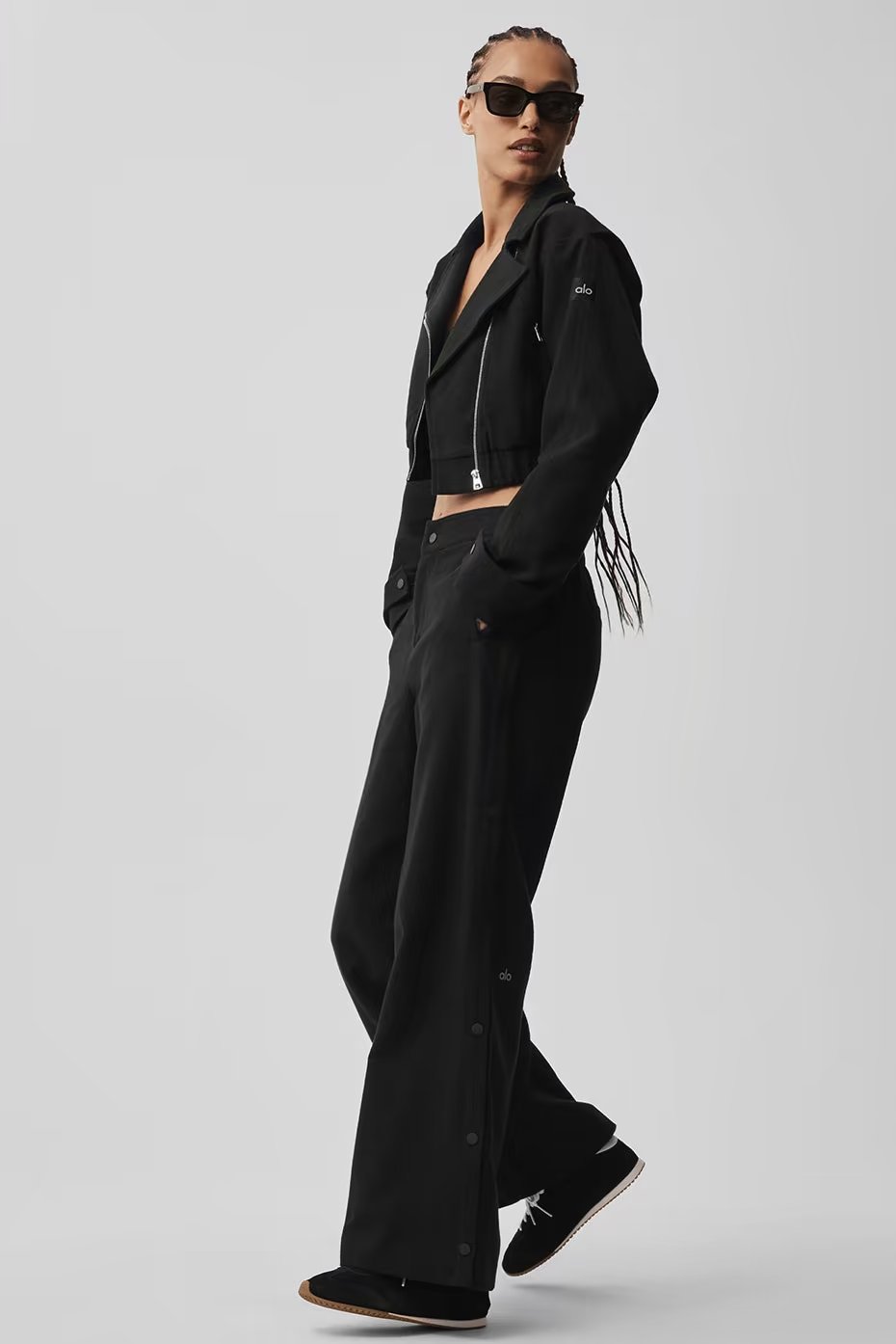 Mid-Rise Cosmopolitan Snap Pant - Black — vue principale