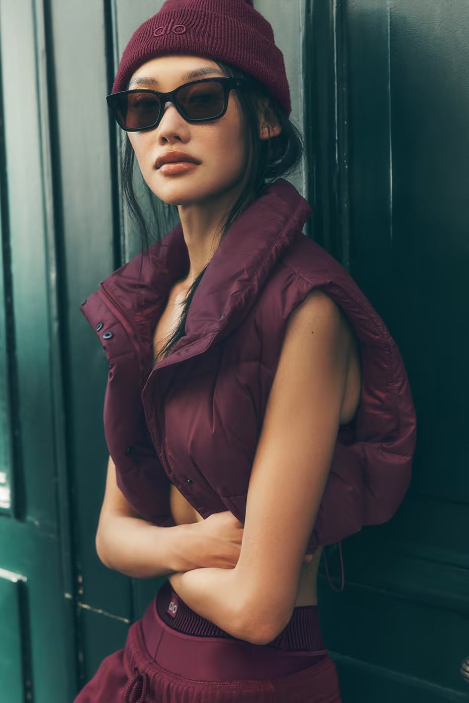 Cropped Gold Rush Puffer Vest - Burgundy — vue principale