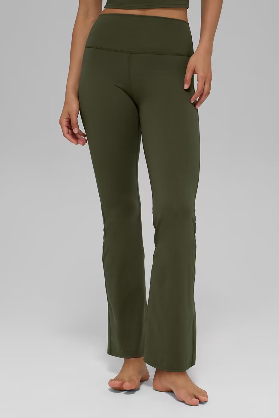ALO Softsculpt High-Waist 7/8 Bootcut Legging - Green Olive — vue principale